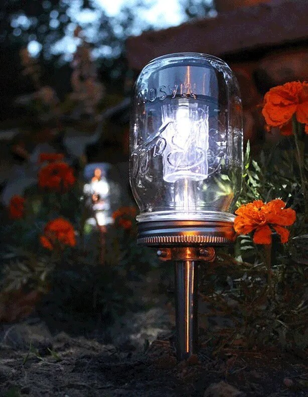 20 Diy Solar Light Craft Ideas For Home And Garden Lighting