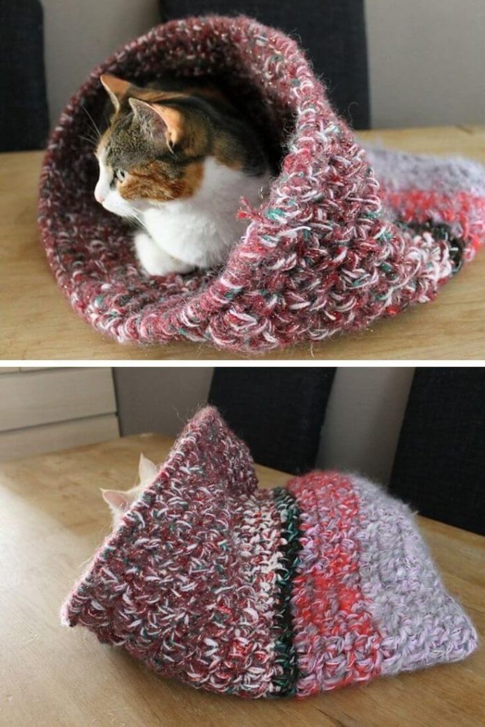 15 Best Pet Bed Crochet Free Patterns & Instructions (With Pictures)